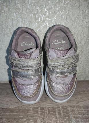 Clarks, кроссовки для девочки 22р. 2