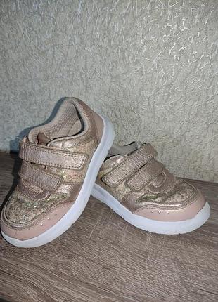 Clarks, кроссовки для девочки, 24р