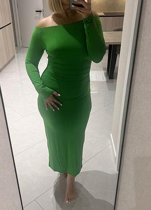 Яскрава сукня zara для впевнених дівчат👌