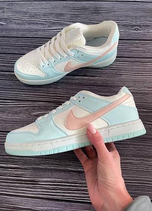 Nike   кроссовки с нюансом