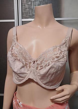 Нюдовий бежевий бюстгалтер 90 e m&s 2