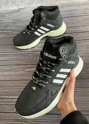 Ботинки adidas с нюансом 2