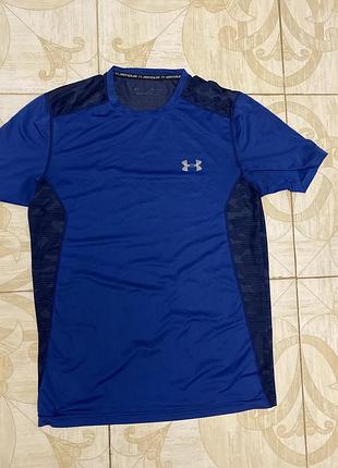Футболка under armour