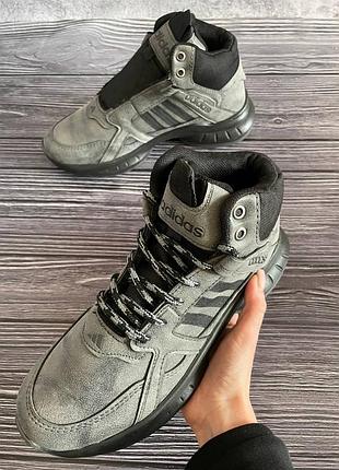 Ботинки adidas с нюансом 2