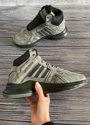Ботинки adidas с нюансом 3