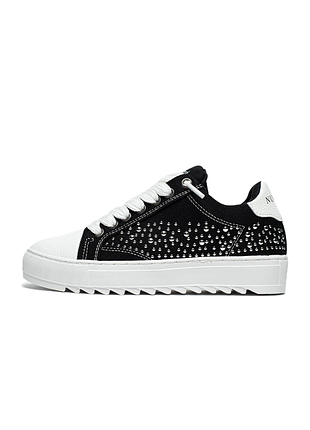 Женские кроссовки numeris studded black