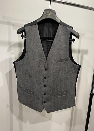 Елегантна чоловіча жилетка від відомого британського бренду marks & spencer (m&s collection) l