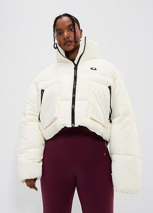 Оригинальная женская куртка ellesse gaffer padded jacket sgx21040-904 в новом состоянии