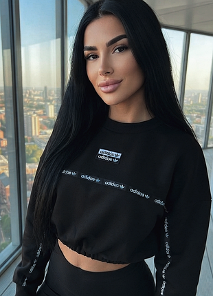 Вкорочений світшот adidas 10
