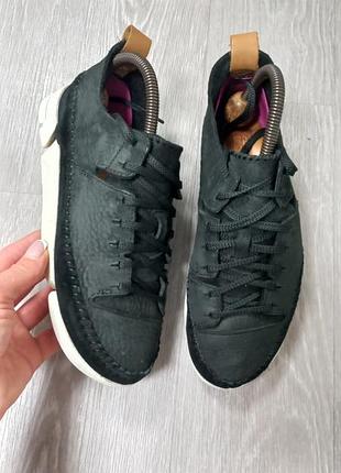 Кожаные женские туфли clarks
