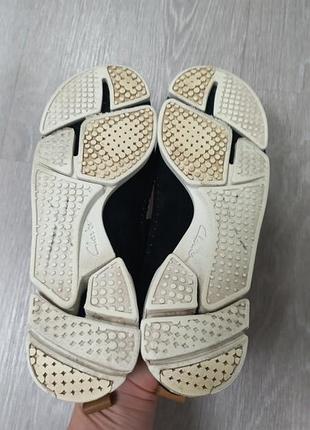 Шкіряні жіночі туфлі clarks 9