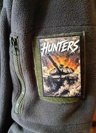 Шеврон hunters 3