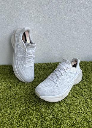Кросівки бігові чоловічі new balance 1080