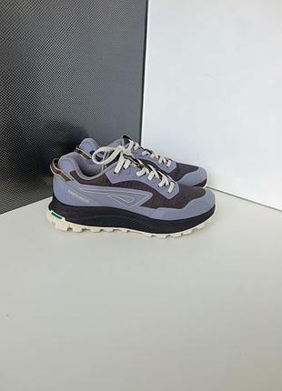 Жіночі кросівки karrimor