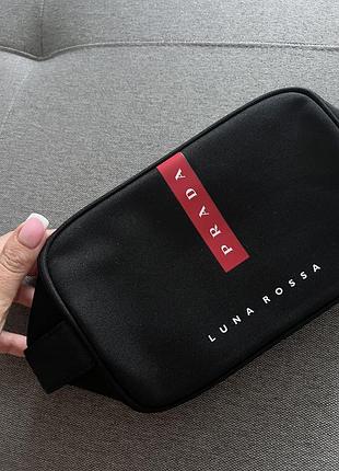 Косметичка prada