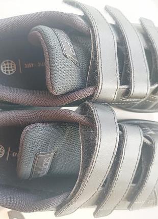 Кроссовки adidas 2