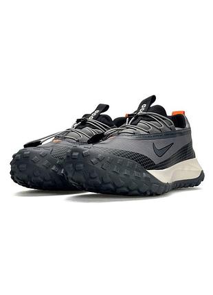 Nike acg mountain fly low gtx grey black beige