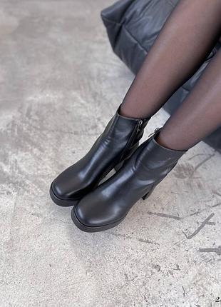 Ботильоны женские черного цвета 5