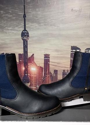 Женские ботинки челси clarks из натуральной кожи и текстиля.
eu 39.5/uk 6 d/us 8.5 m/cn 245 (1.5) - стелька ~24.5 см
камбоджа (made in cambodia)