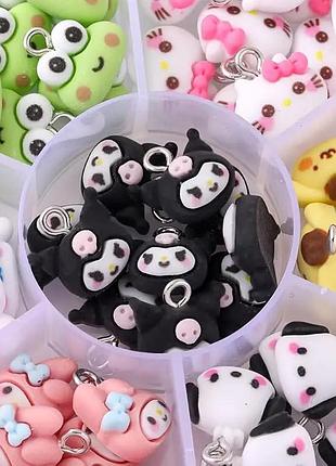 Набор объемных 3d шармов sanrio & friends в удобном органайзере