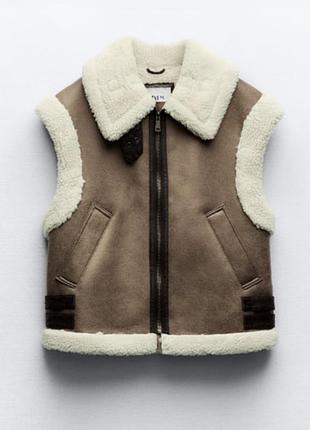 Бежевий  жилет zara, s
