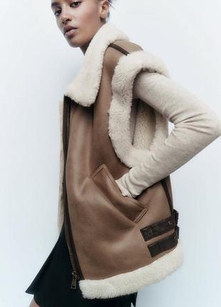 Бежевий  жилет дублянка  zara, s 10