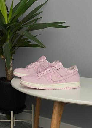 Nike dunk low wmns ‘lace pack - regal pink’ 3