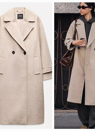 Бежеве довге пальто zara