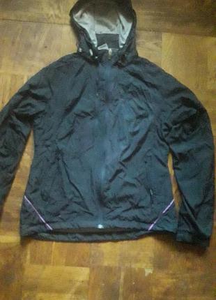 Женская ветровка umbro