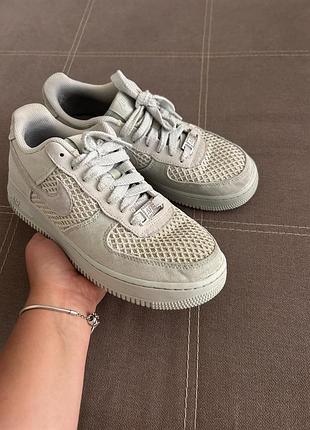 Кросівки жіночі nike wmns air force 1 07 grey dx4108-001