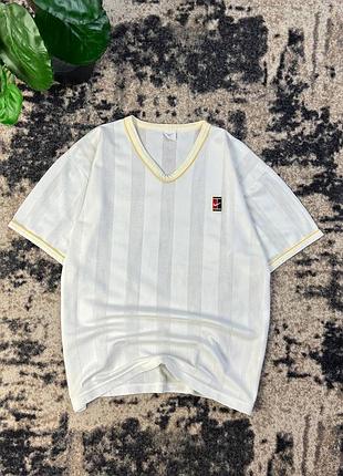 Футболка nike court vintage
