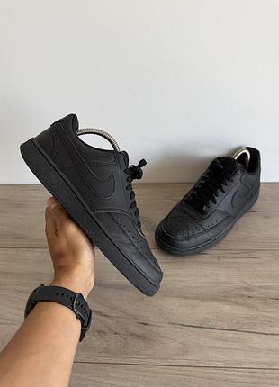 Кросівки шкіряні nike чорні розмір 41 оригінал