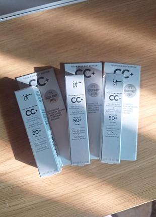 Сс-крем it cosmetics your skin but better cc+ spf 50+ оттенок light
