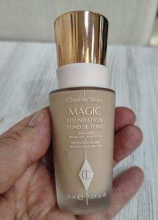 Тональная основа charlotte tilbury 30 ml. 3 тон