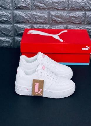 Стильні жіночі кросовки під будь який образ кросівки пума кросовки puma білі звичайні красовки