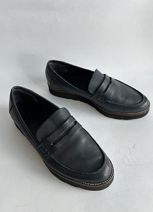 Жіночі шкіряні лофери від clark’s