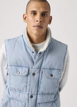 Мужская джинсовая жилетка levi's 4