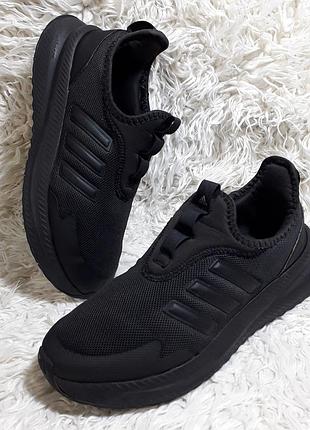 Кросівки adidas, 37,5-38 розмір