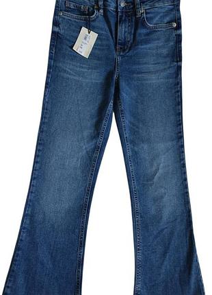 River island, новые укороченные стрейчевые женские джинсы клеш,р.8/34