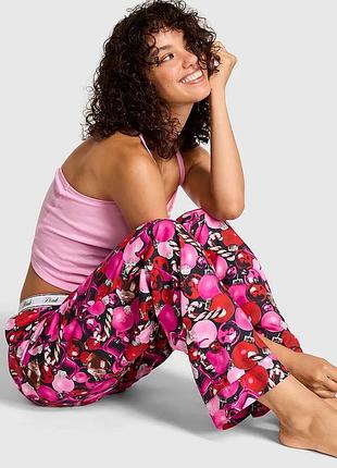 Рожева всесезон жіночі фланелеві піжамні штани pink flannel pajama pants з новорічними іграшками оригінал victoria's secret