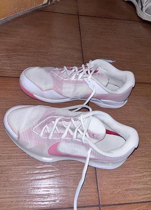 Продам жіночі кросівки 4