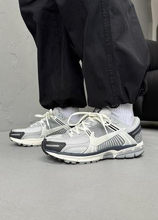 😍 жіночі кросівки nike zoom vomero 5 grey