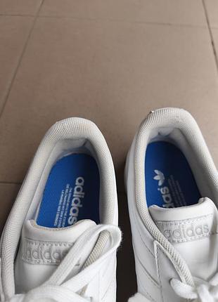 Шкіряні кросівки adidas 3