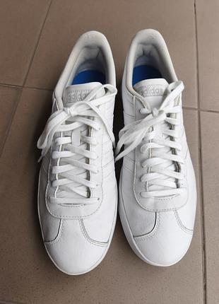 Шкіряні кросівки adidas 2
