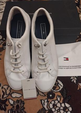 Женские кеды от известного бренда Tommy hilfiger б/в