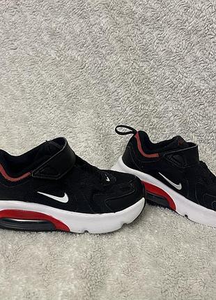 Стильні nike унісекс модель