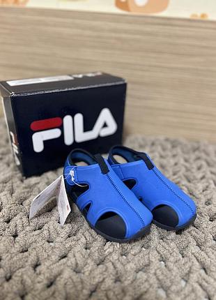Нові fila дитячі сандалі із закритим носком