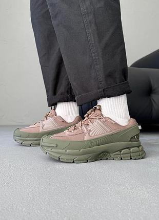 Чоловічі кросівки nike zoom vomero roam khaki