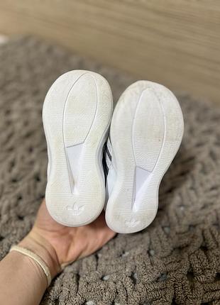 Дитячі кросівки adidas 20 розміру 2