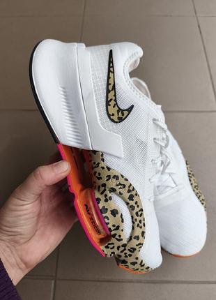 Оригинальные кроссовки nike